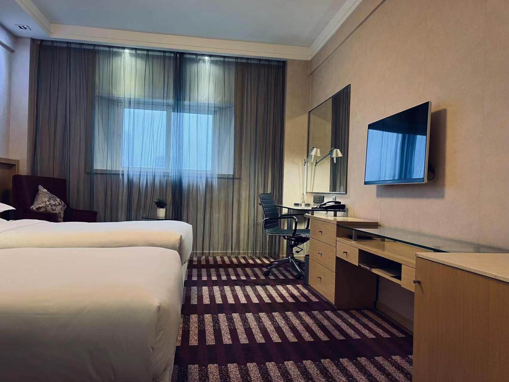 Park Inn By Radisson Shanghai Downtown מראה חיצוני תמונה